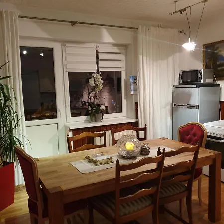 Sloneczne Rum i privatbostad Krościenko